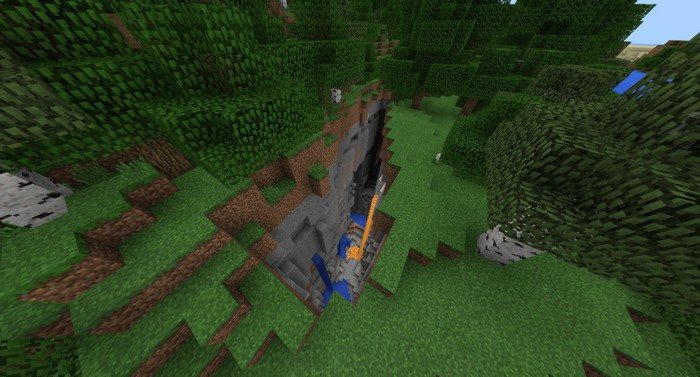 Ravine at spawn seed for Minecraft PE