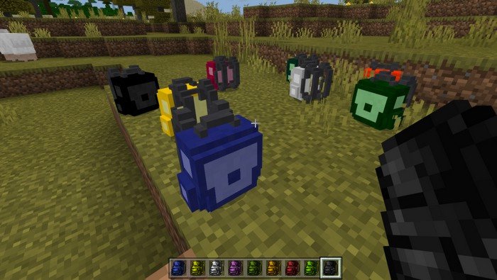 Vanilla Backpacks addon for Minecraft PE 1.11.4 Vanilla Backpacks addon for Minecraft PE 1.11.4